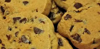 Cookies de Morango e Chocolate Cookies de Morango e Chocolate