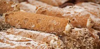 Cannoli com massa de sorvete Cannoli com massa de sorvete