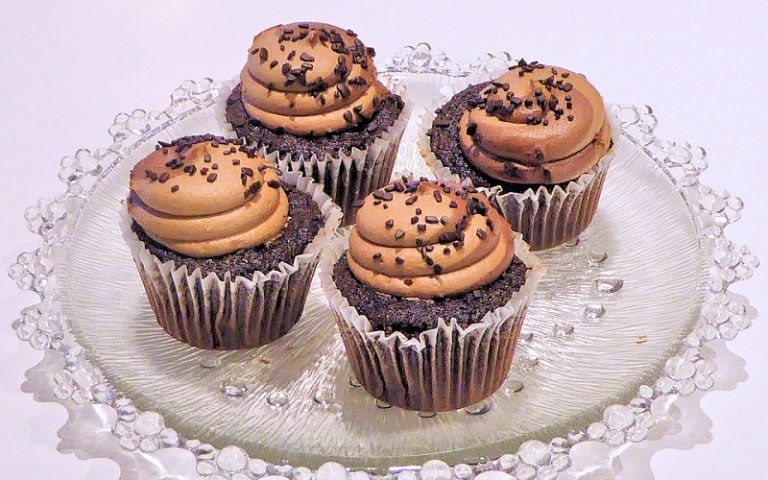 Cupcakes de chocolate e iogurte
