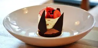 Mousse de chocolate negro e branco