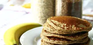 Panquecas de banana e aveia Panquecas de banana e aveia