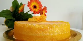 Bolo com cobertura de laranja Bolo com cobertura de laranja