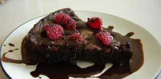 Bolo de chocolate e framboesa Bolo de chocolate e framboesa