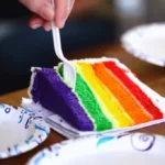 Bolo arco-íris (Rainbow Cake) Húmido e festivo