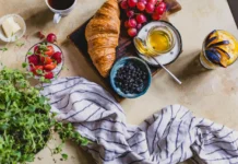 Geleia de ameixa caseira: Simples de fazer e com sabor rico e envolvente