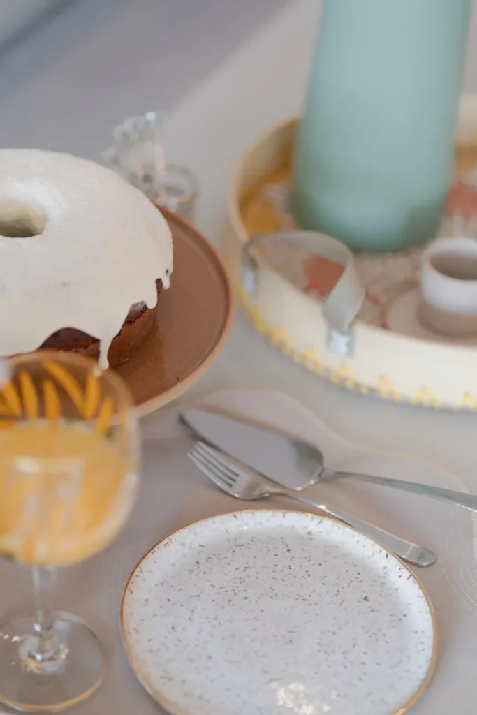 Bolo econômico fofo e delicioso