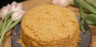 Bolo de bolacha cremoso: A receita clássica que ganha sempre na mesa