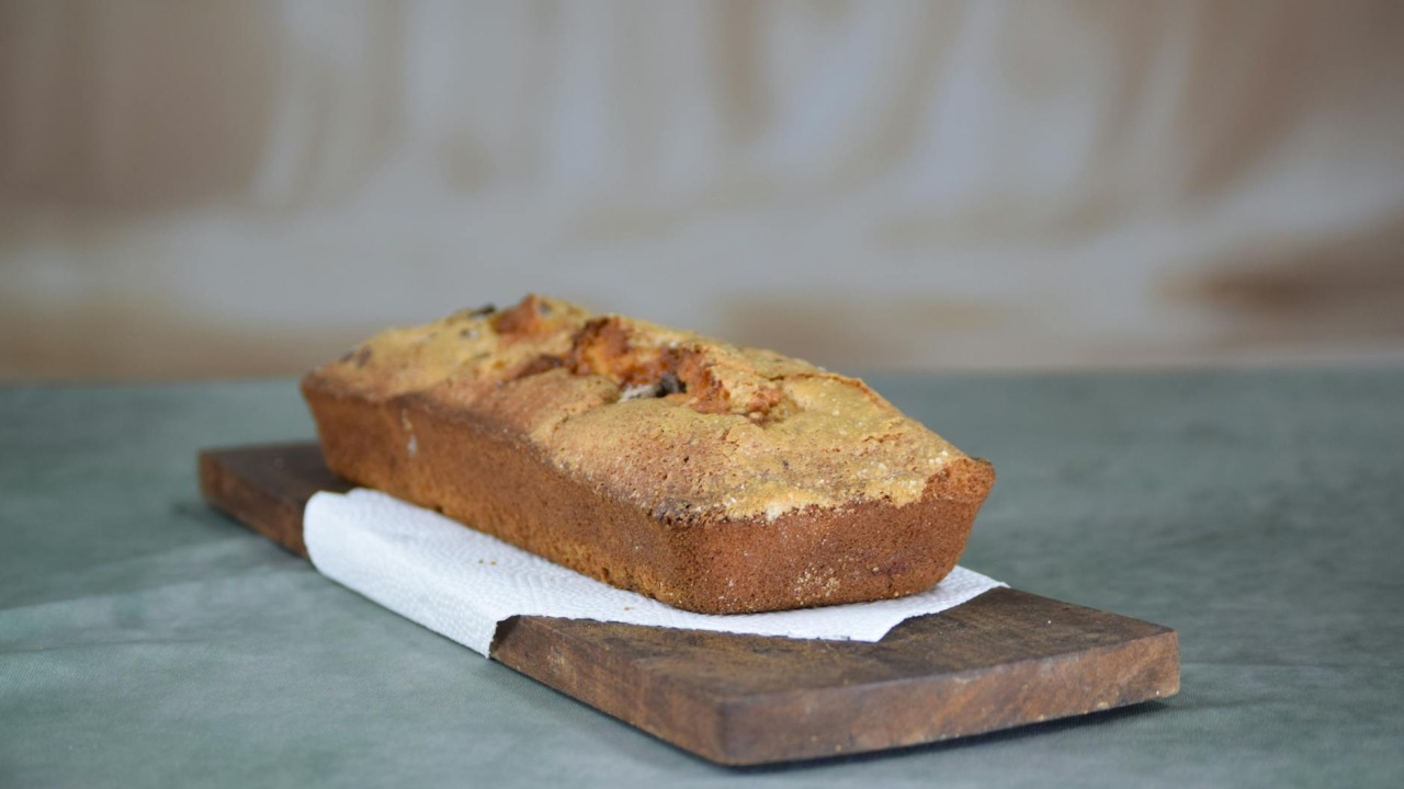 Bolo de fubá fofinho e húmido: Receita simples para acertar à primeira
