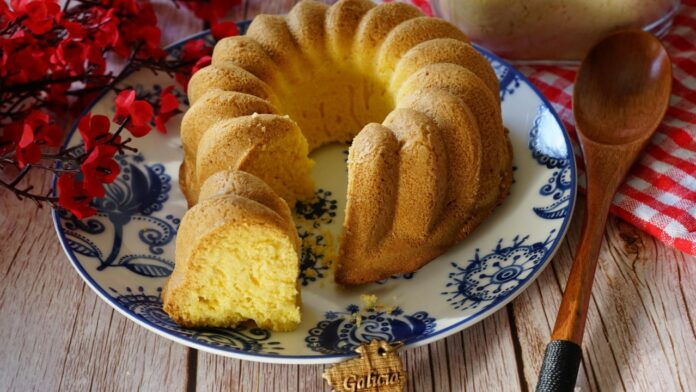 bolo-de-fuba-fofinho-e-humido-receita-simples-para-acertar-a-primeira