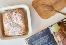 Bolo de limão fofinho para fazer em casa com um sabor fresco e equilibrado