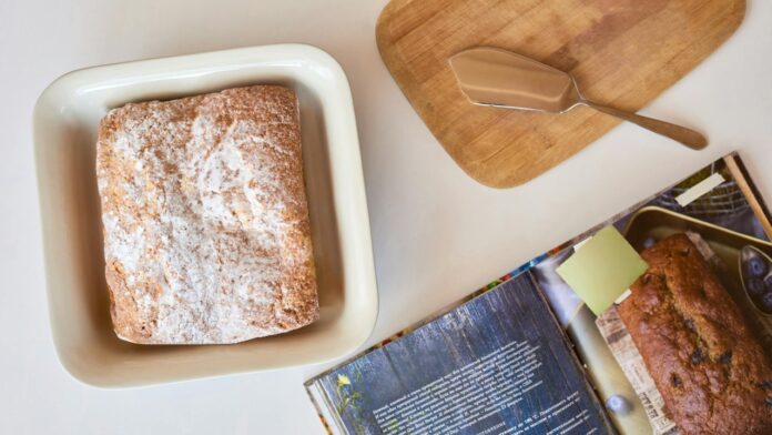 bolo-de-limao-fofinho-para-fazer-em-casa-com-um-sabor-fresco-e-equilibrado
