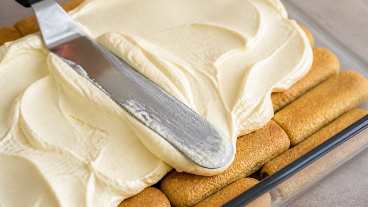 Tiramisu caseiro, a sobremesa cremosa que conquista pela leveza e equilíbrio
