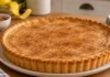 Apresentação final de Tarte de canela cremosa com Base crocante e recheio suave